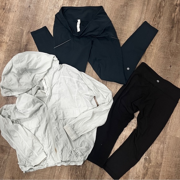 Lululemon Lot - Picture 1 of 8
